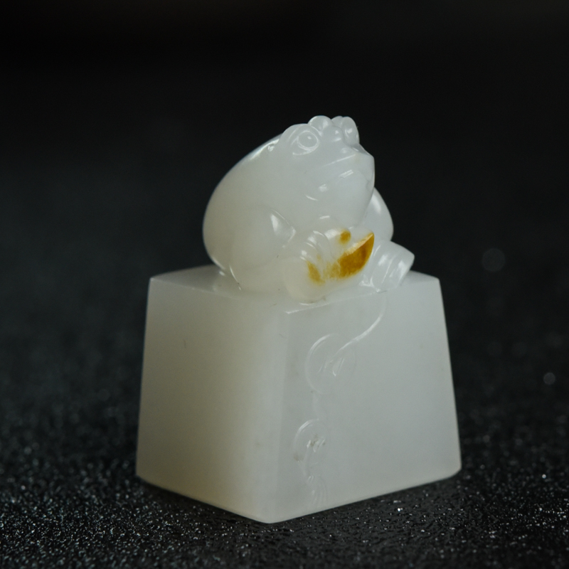 籽料和田玉三足金蟾印章-红掌柜