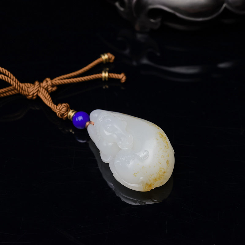 和田白玉马到成功手把件-红掌柜