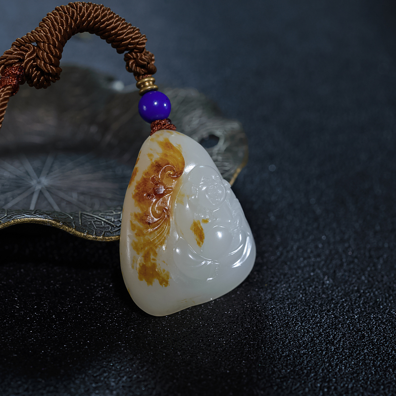 新疆籽料俏色和田玉弥勒佛吊坠-红掌柜