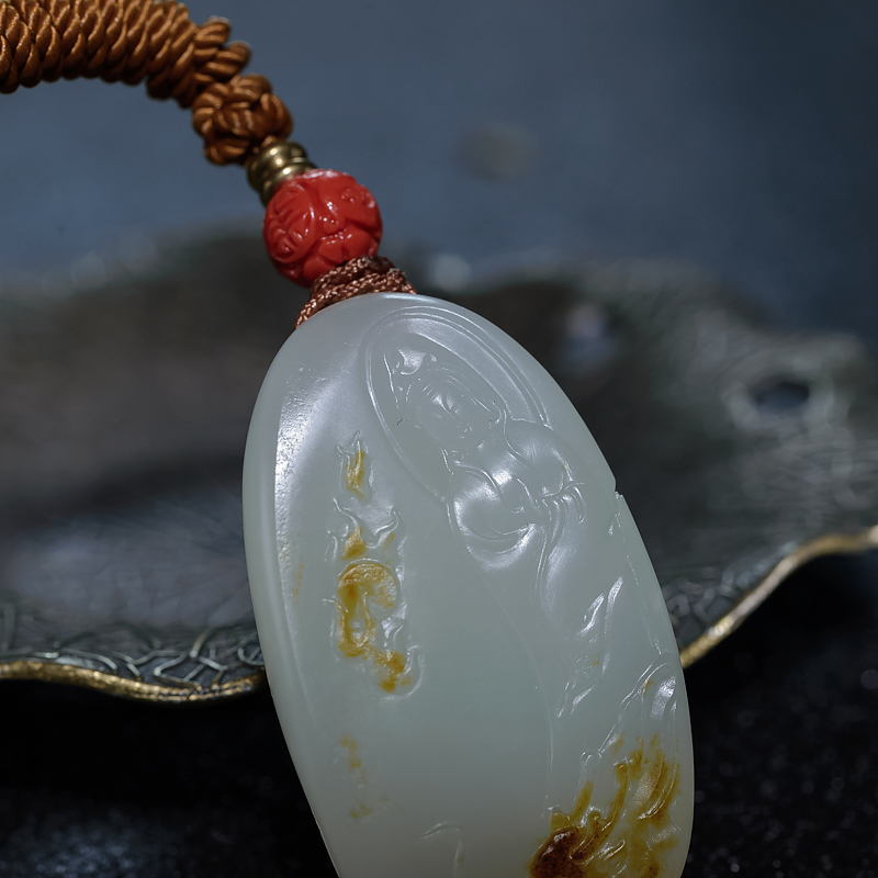 新疆天然籽料和田玉观音吊坠-红掌柜