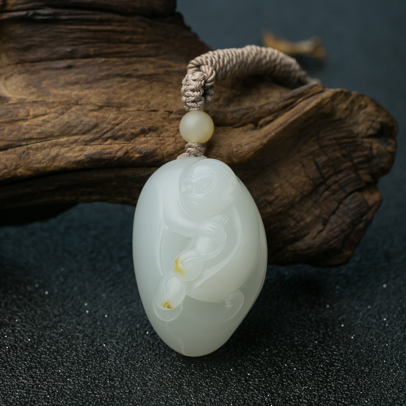 籽料和田白玉猴子吊坠-红掌柜