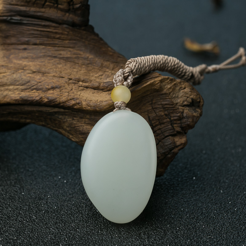 和田玉猴子吊坠-红掌柜