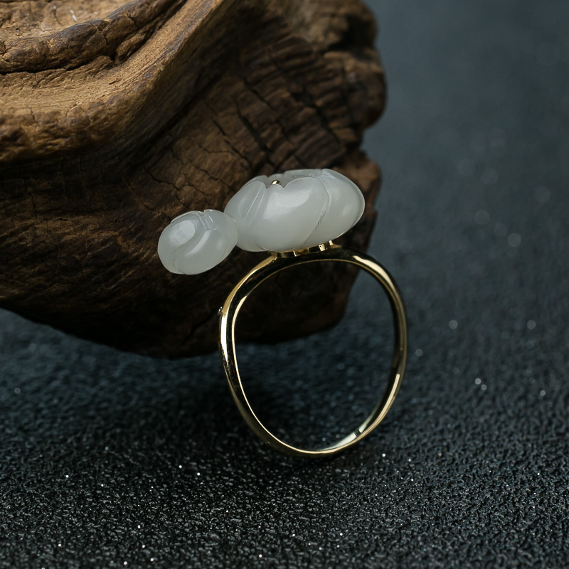 18K和田白玉莲花戒指-红掌柜