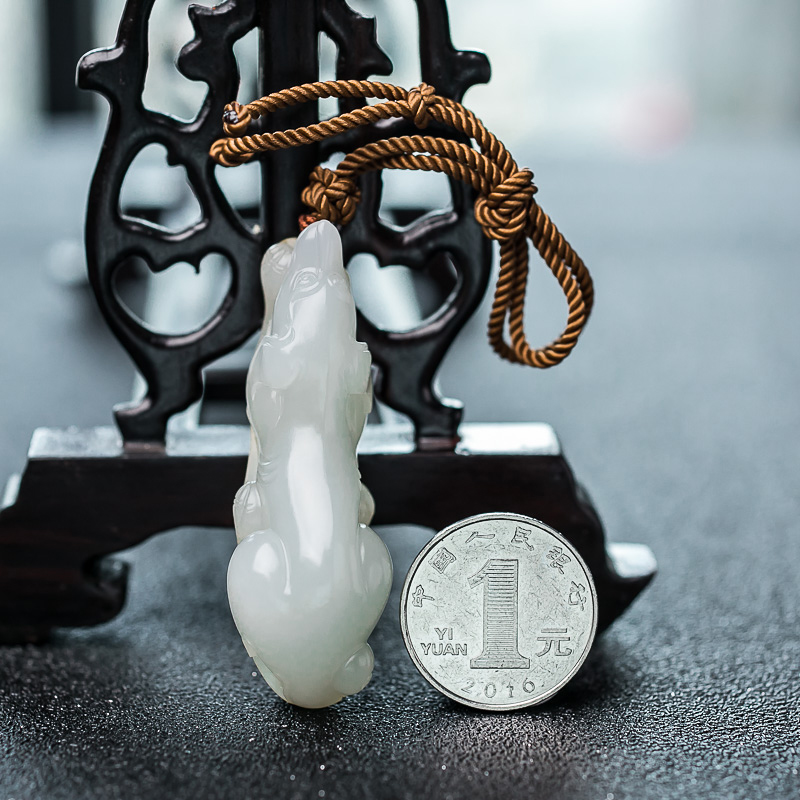 新疆天然和田玉旺财吊坠-红掌柜