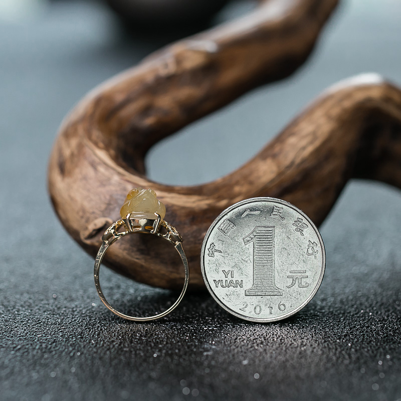 新疆和田玉三足金蟾戒指-红掌柜