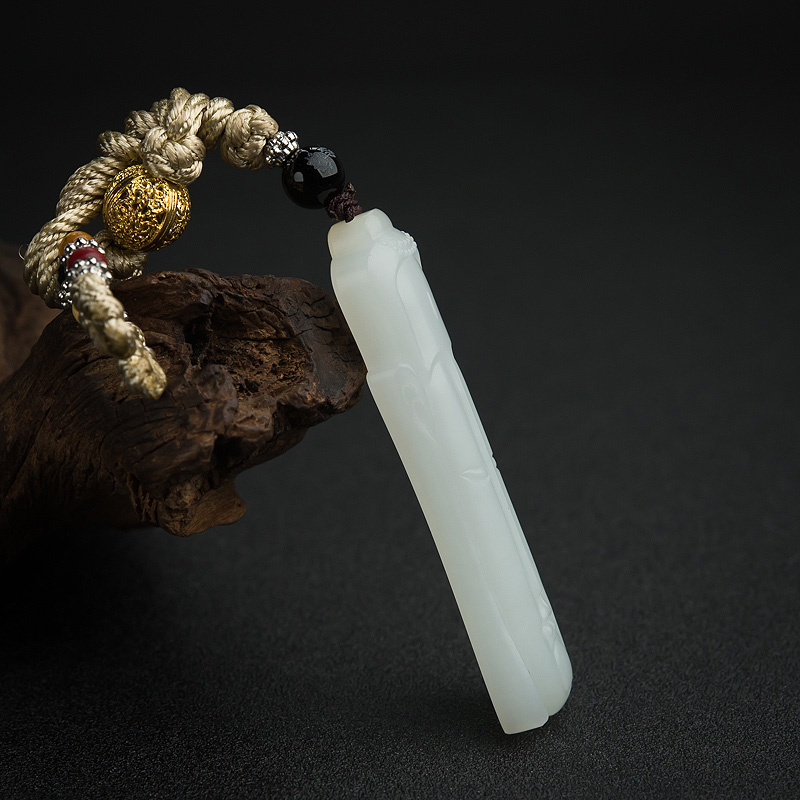 俄料山料白玉吊坠-红掌柜