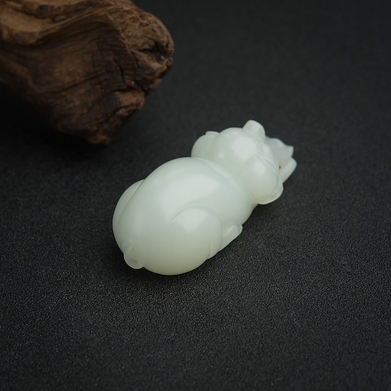 山料俄料招财猪吊坠-红掌柜