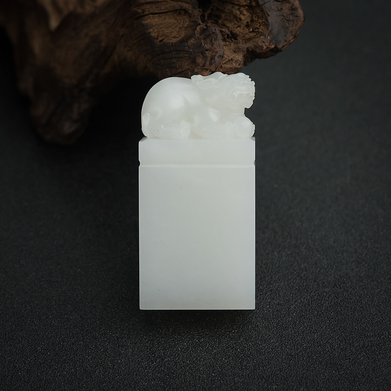 俄料白玉山料貔貅印章-红掌柜