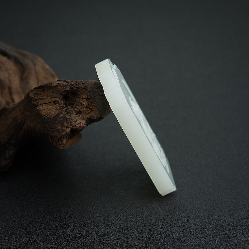 俄料山料白玉大日如来吊坠-红掌柜