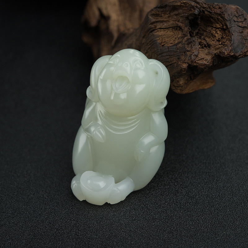 俄料青白玉山料招财猪吊坠-红掌柜