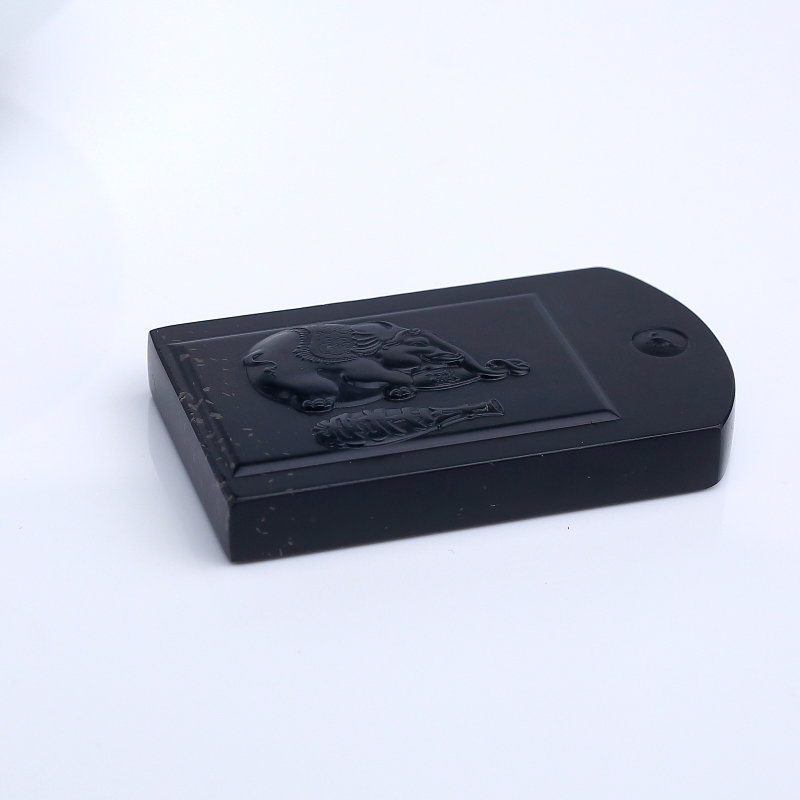 新疆天然和田墨玉山料吊坠-红掌柜