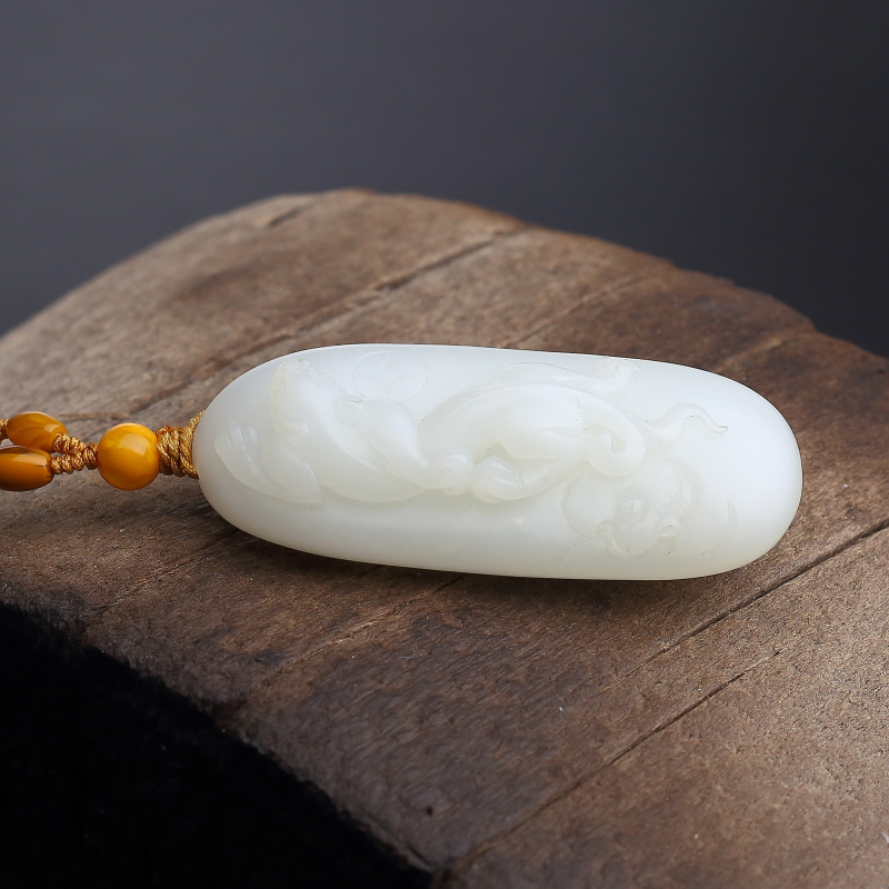 山料天然和田白玉吊坠-红掌柜