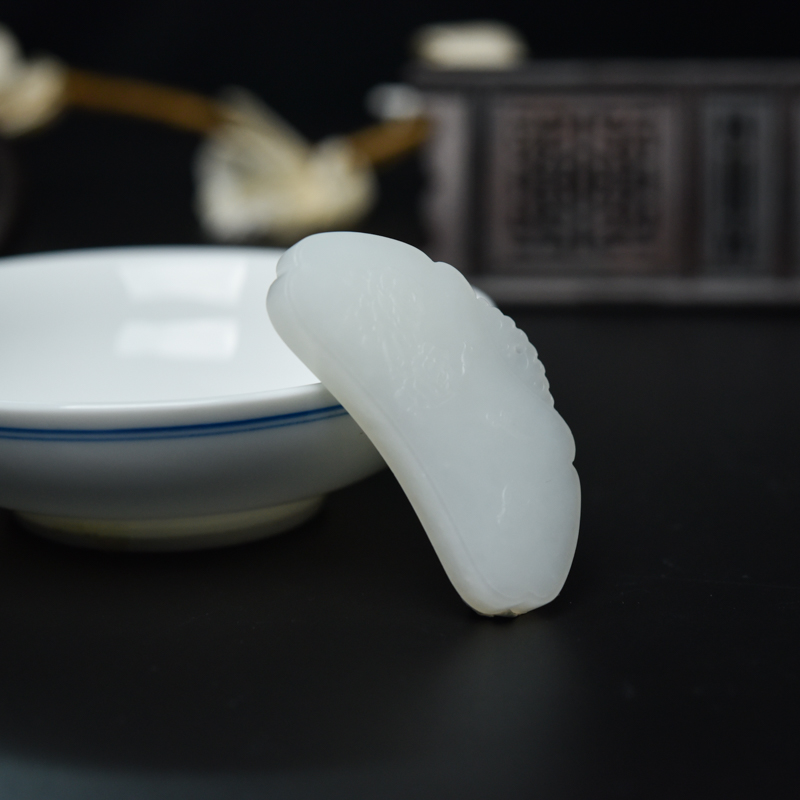 山料和田玉蝶恋花吊坠-红掌柜