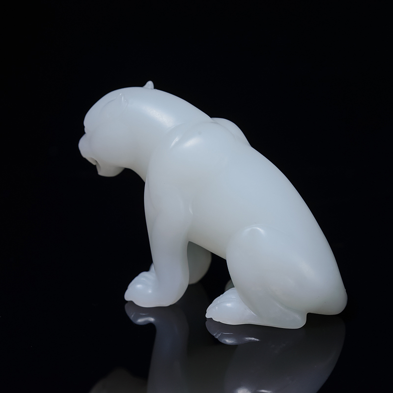 天然和田白玉豹子摆件-红掌柜