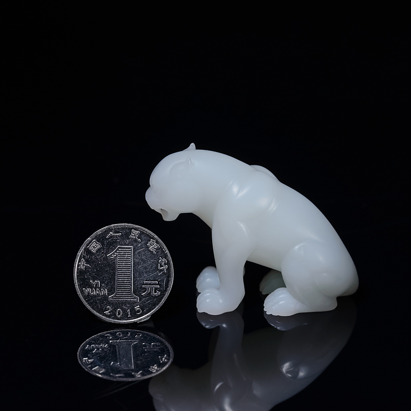 和田白玉摆件-红掌柜