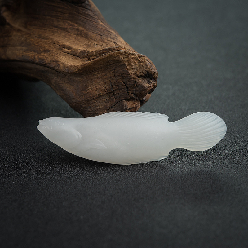 山料和田白玉鱼吊坠-红掌柜