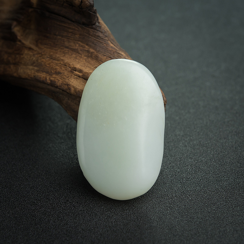 和田玉福在眼前吊坠-红掌柜