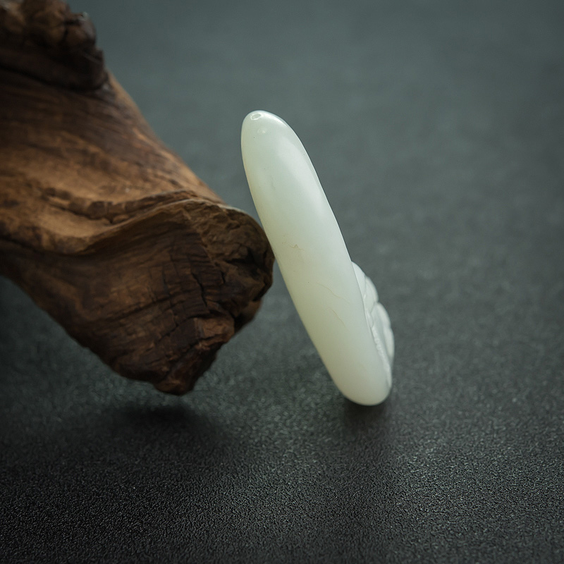 天然和田玉福在眼前吊坠-红掌柜