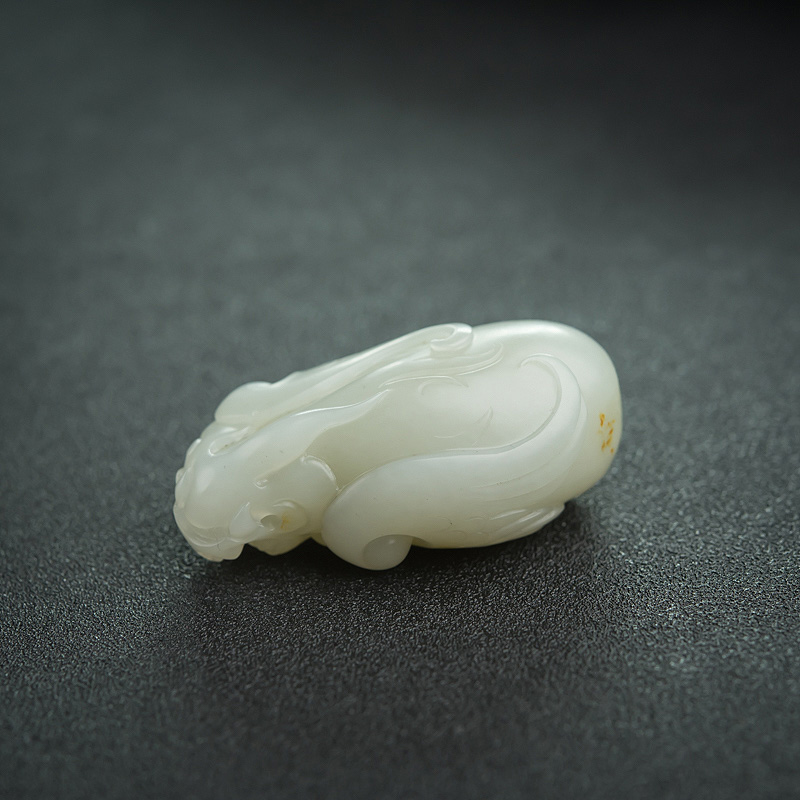 天然和田玉嘲风吊坠-红掌柜