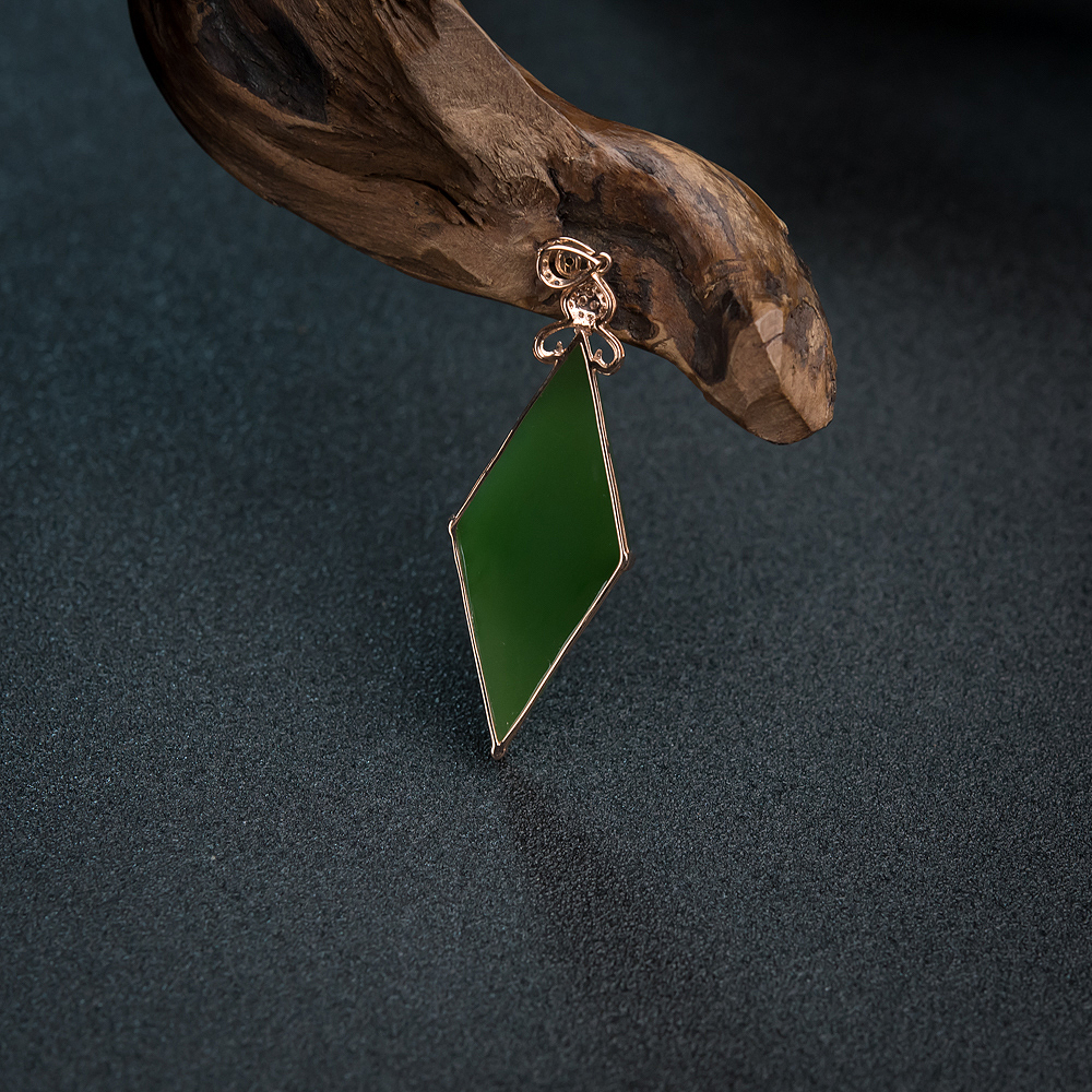 山料和田碧玉随形吊坠-红掌柜