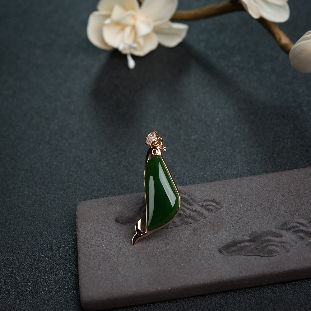 山料和田碧玉随形吊坠-红掌柜