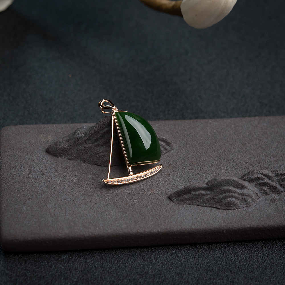 山料和田玉随形吊坠-红掌柜