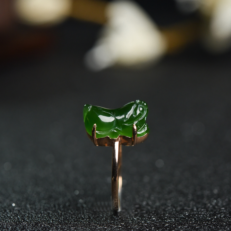 天然和田碧玉貔貅戒指-红掌柜
