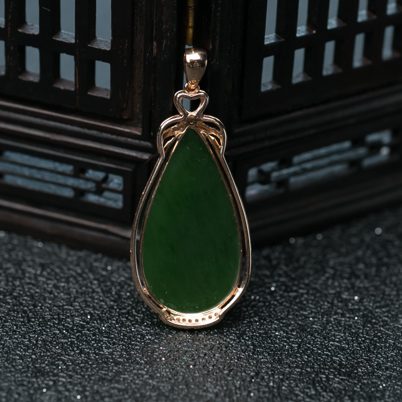 山料和田碧玉水滴吊坠-红掌柜