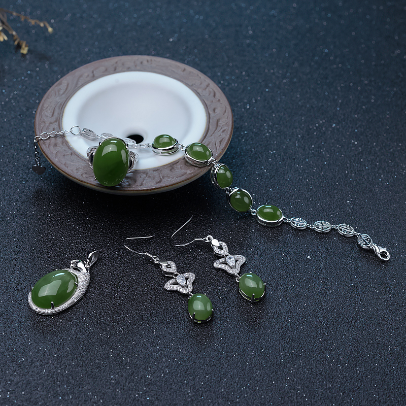 山料和田碧玉套装-红掌柜