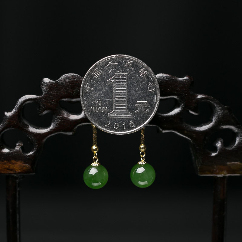 俄罗斯和田玉耳坠-红掌柜