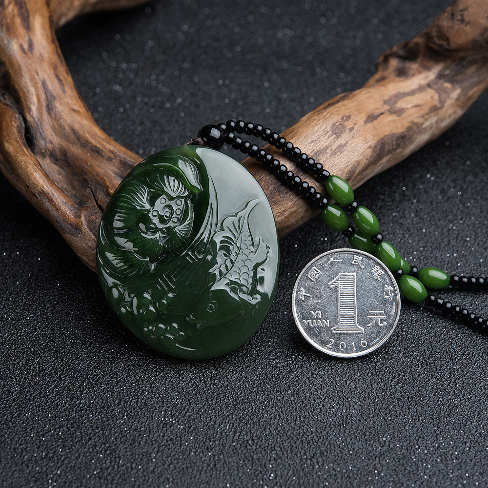 俄罗斯天然和田玉连年有余吊坠-红掌柜