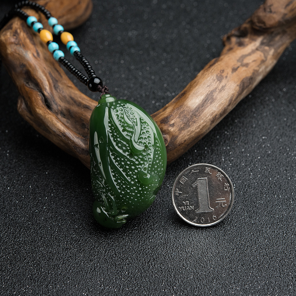 俄罗斯和田玉白菜吊坠-红掌柜