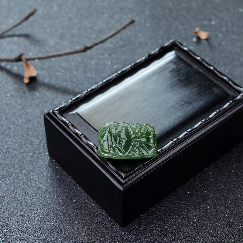 山料和田碧玉一鸣惊人-红掌柜