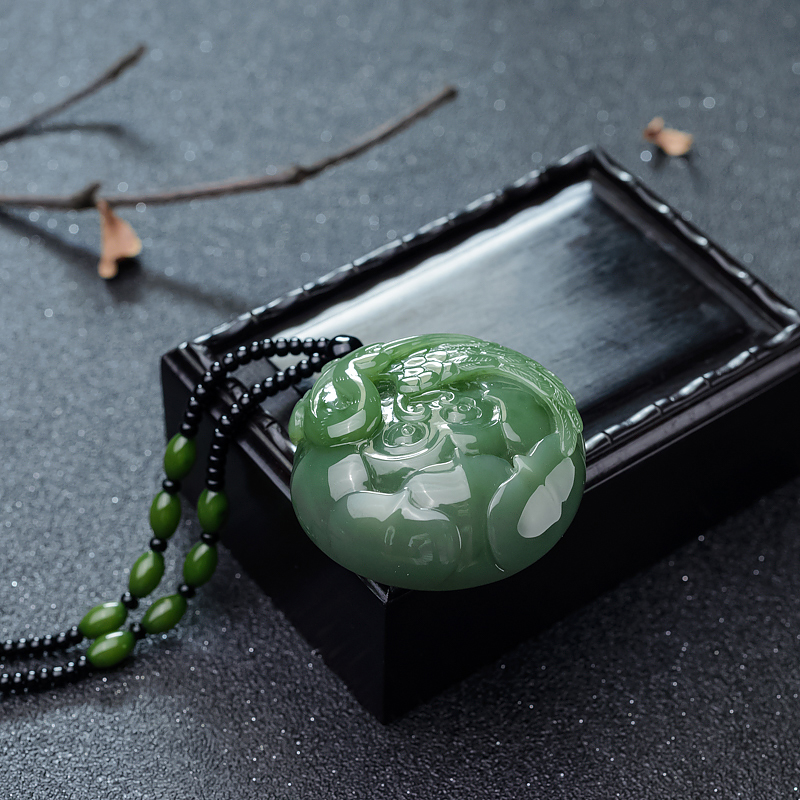 和田碧玉吊坠-红掌柜