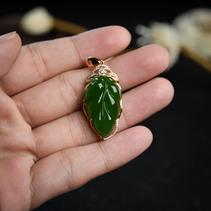 天然和田玉叶子吊坠-红掌柜