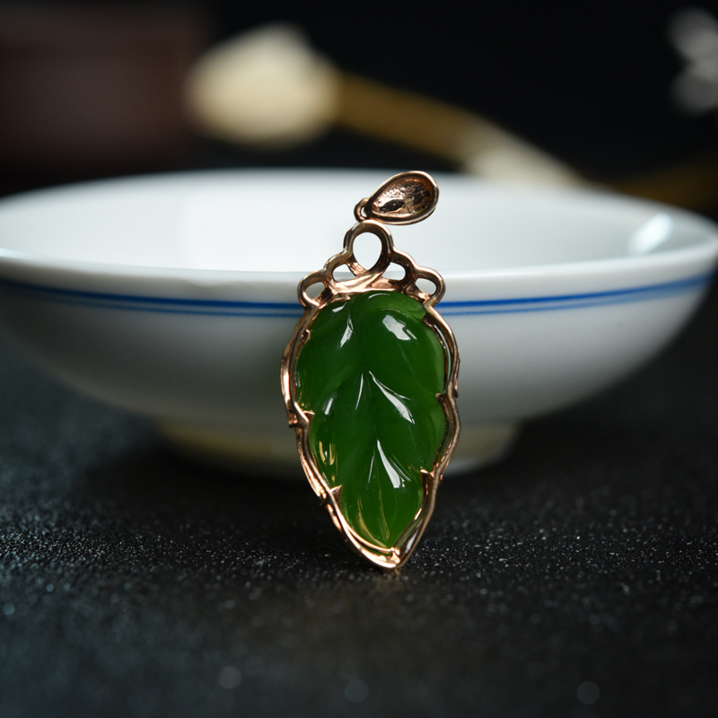 和田碧玉叶子吊坠-红掌柜