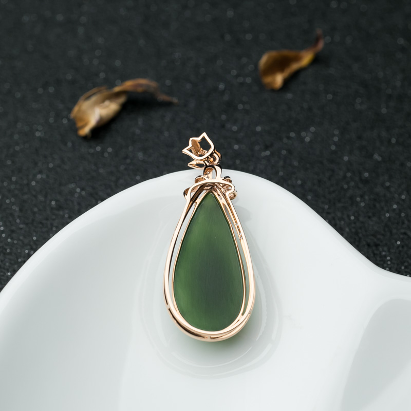 山料和田碧玉水滴吊坠-红掌柜