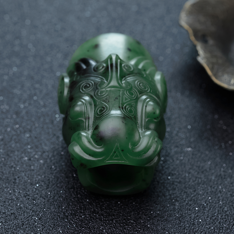 俄罗斯和田玉龙头扳指-红掌柜