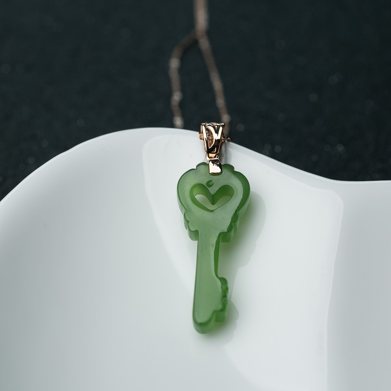 山料和田玉钥匙项链-红掌柜