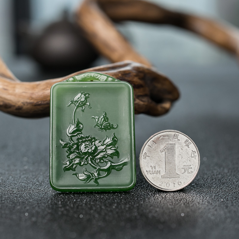 和田玉蝶恋花挂坠-红掌柜