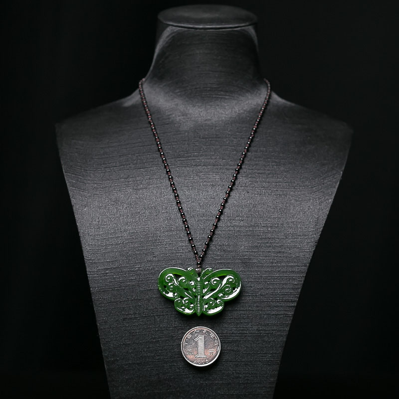 和田玉蝴蝶挂坠-红掌柜