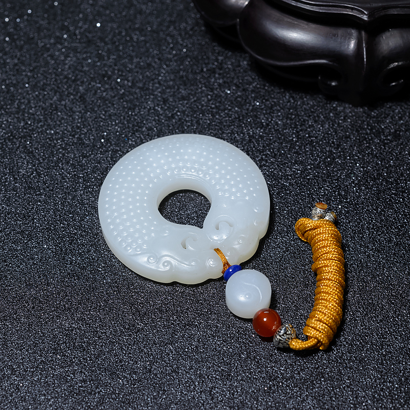 天然和田白玉双龙扣吊坠-红掌柜