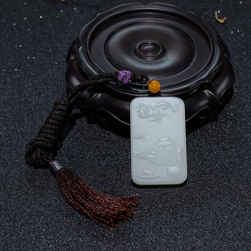 山料和田青白玉龙牌吊坠-红掌柜