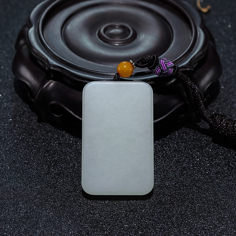 天然和田青白玉龙牌吊坠-红掌柜