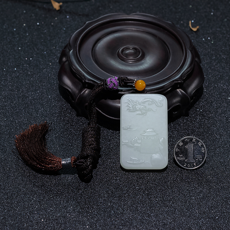 和田玉吊坠-红掌柜