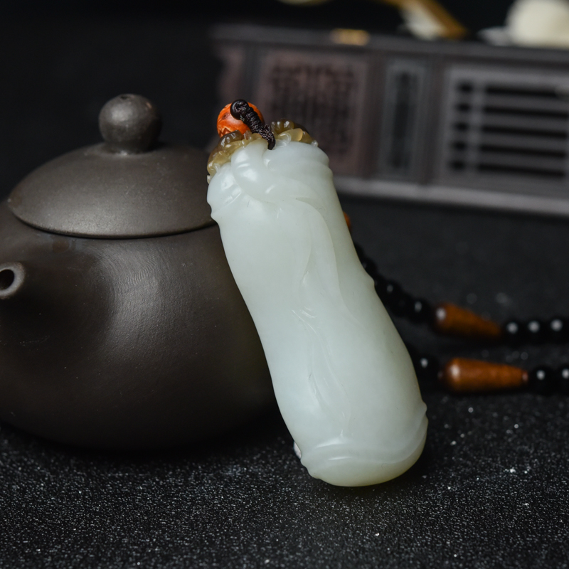 山料俏色和田玉竹节手把件-红掌柜