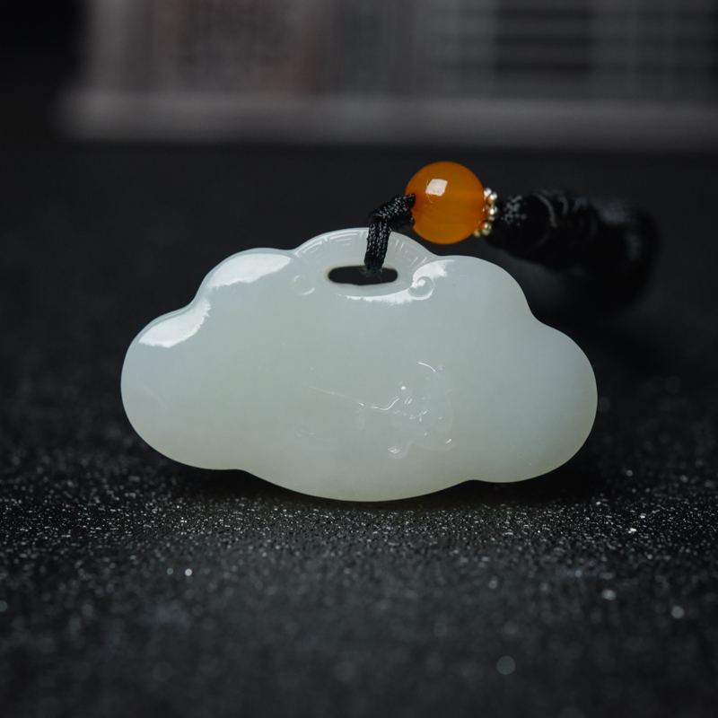 天然山料和田白玉如意锁吊坠-红掌柜