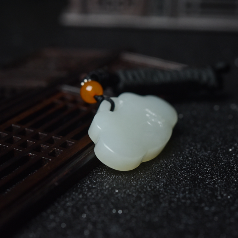 山料和田白玉如意锁吊坠-红掌柜