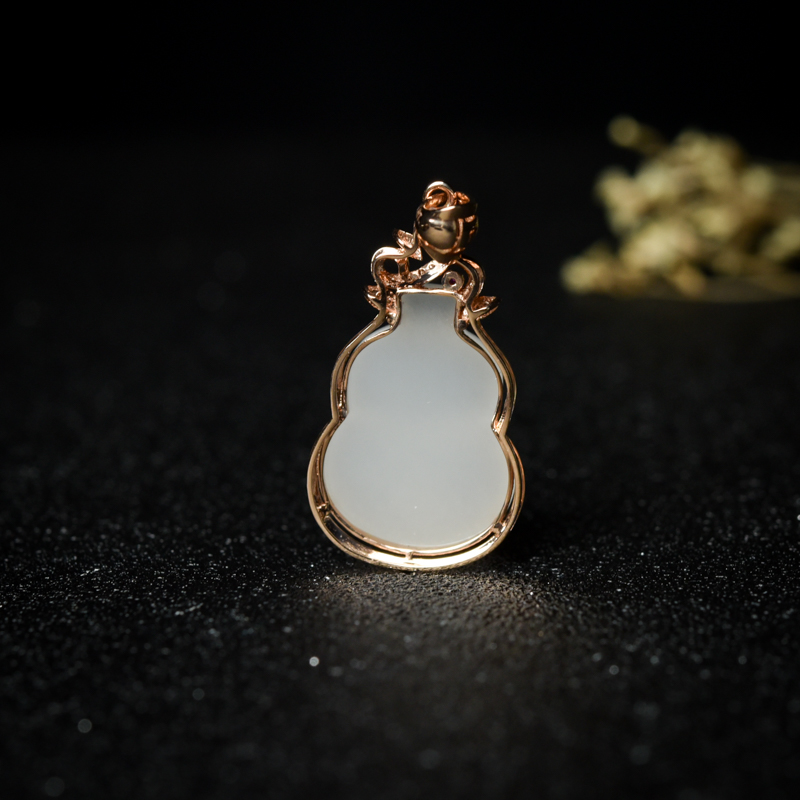 18K金镶钻和田白玉葫芦吊坠-红掌柜