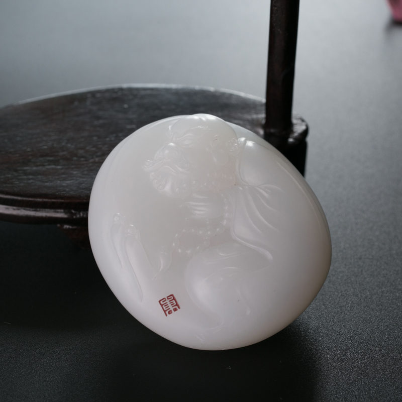 天然和田玉达摩手把件-红掌柜